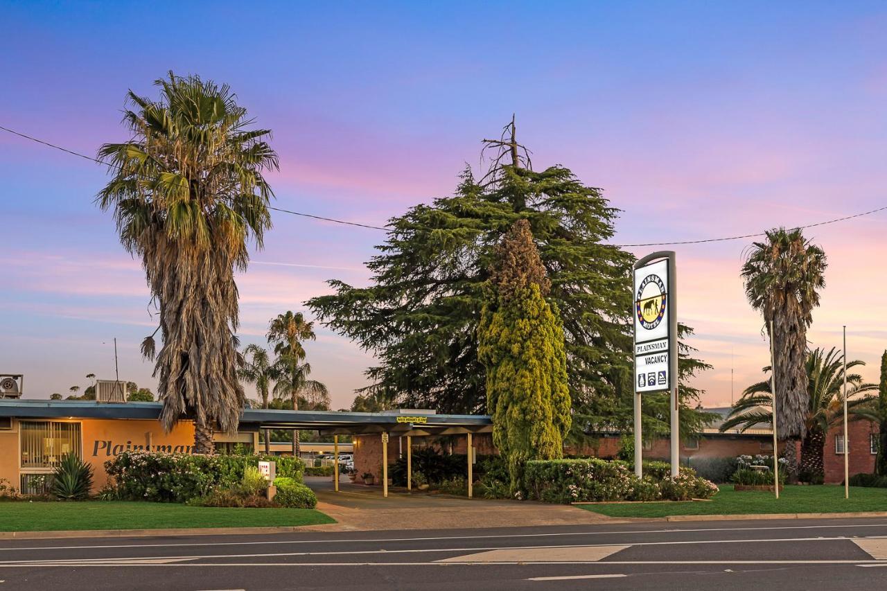 Plainsman Motel Forbes Esterno foto