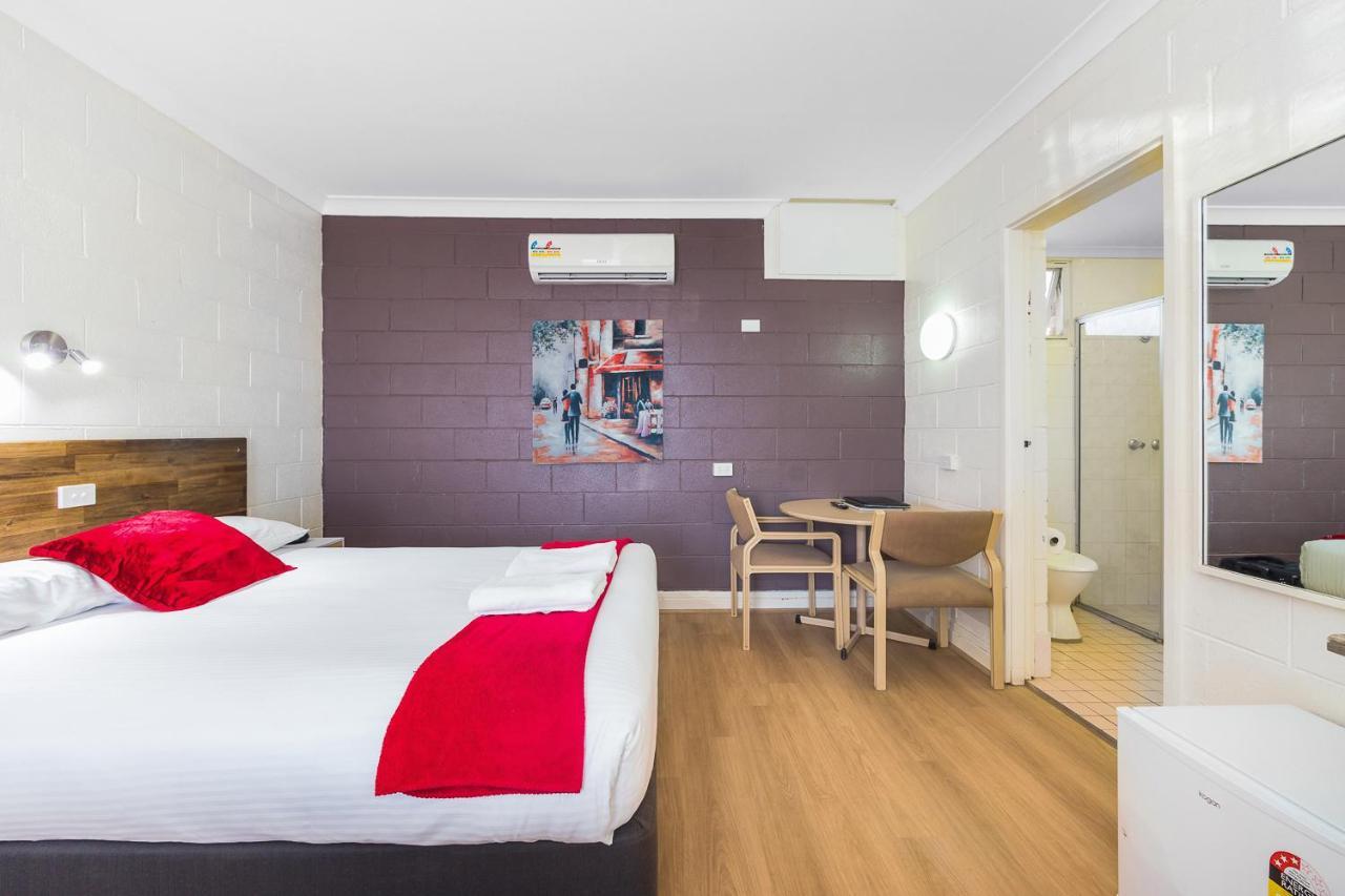 Plainsman Motel Forbes Esterno foto