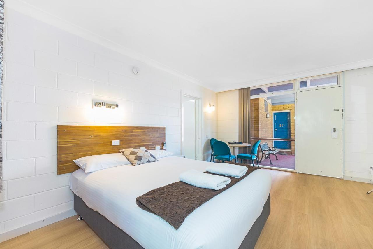 Plainsman Motel Forbes Esterno foto