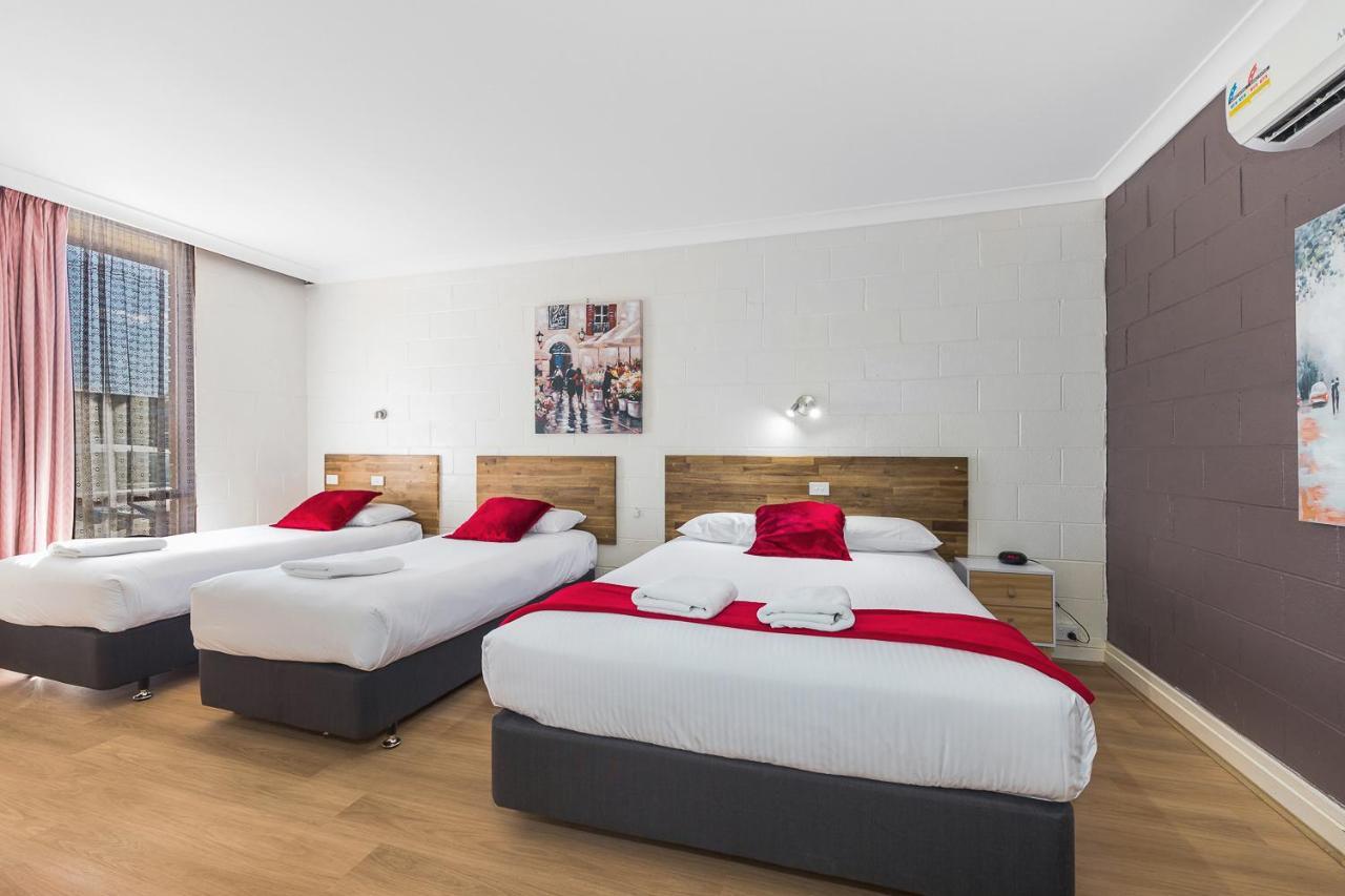 Plainsman Motel Forbes Esterno foto