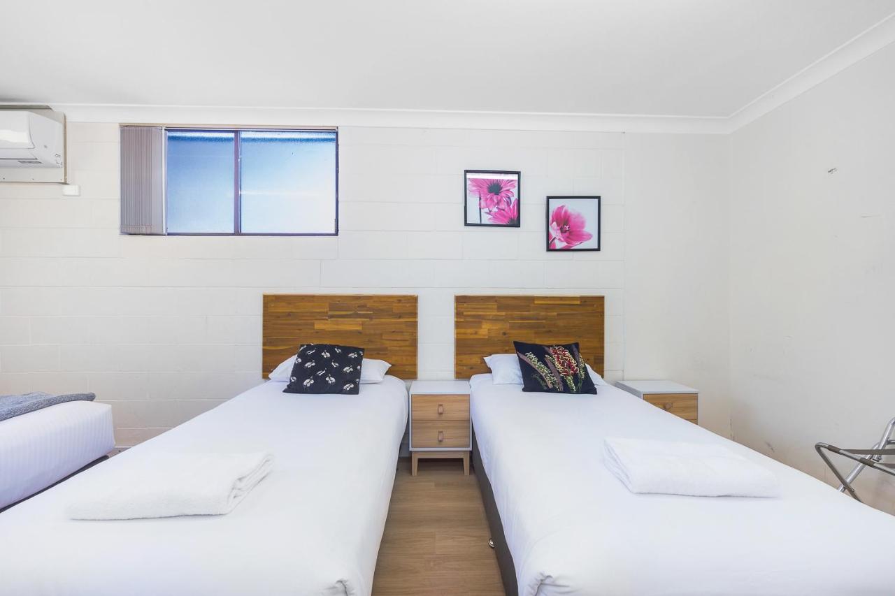 Plainsman Motel Forbes Esterno foto